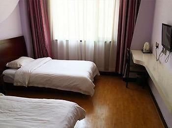 Pianyi Chain Hotel Beijing Exterior photo
